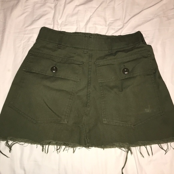 army green skirt - Picture 3 of 4
